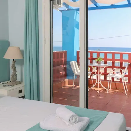 Beachfront Lina *