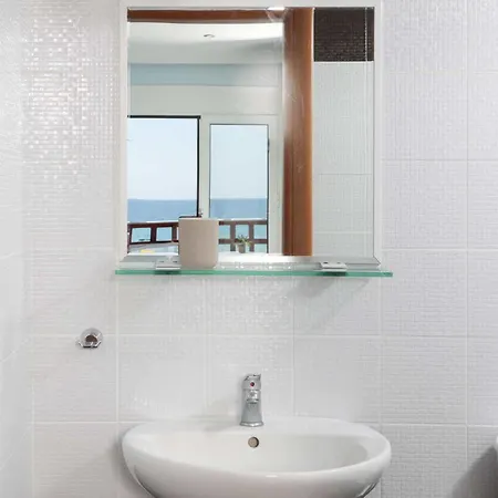Villa Beachfront Lina Sozopoli