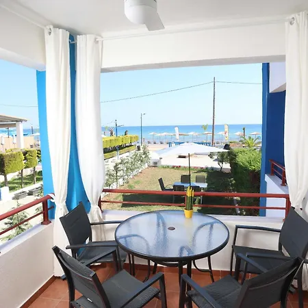 Villa Beachfront Lina